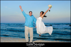 Wedding Officiant Beach Wedding Photos (1)